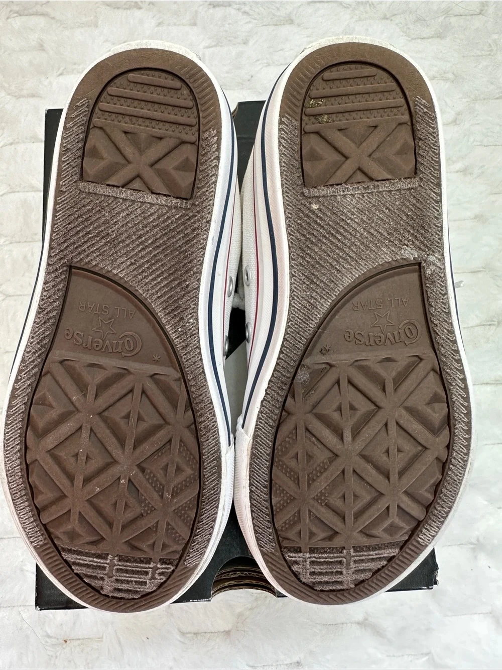 Converse low top